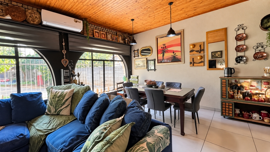 3 Bedroom Property for Sale in Flamwood North West